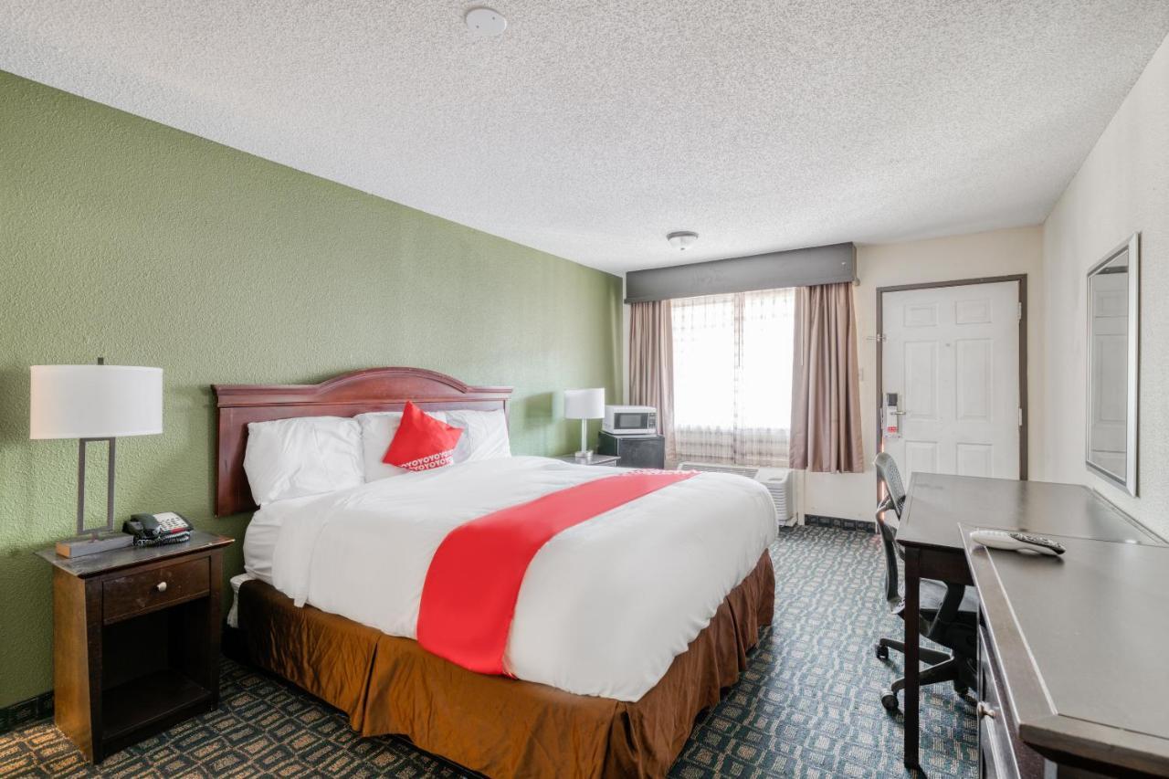 Oyo Hotel Rosenberg Tx I-69 מראה חיצוני תמונה
