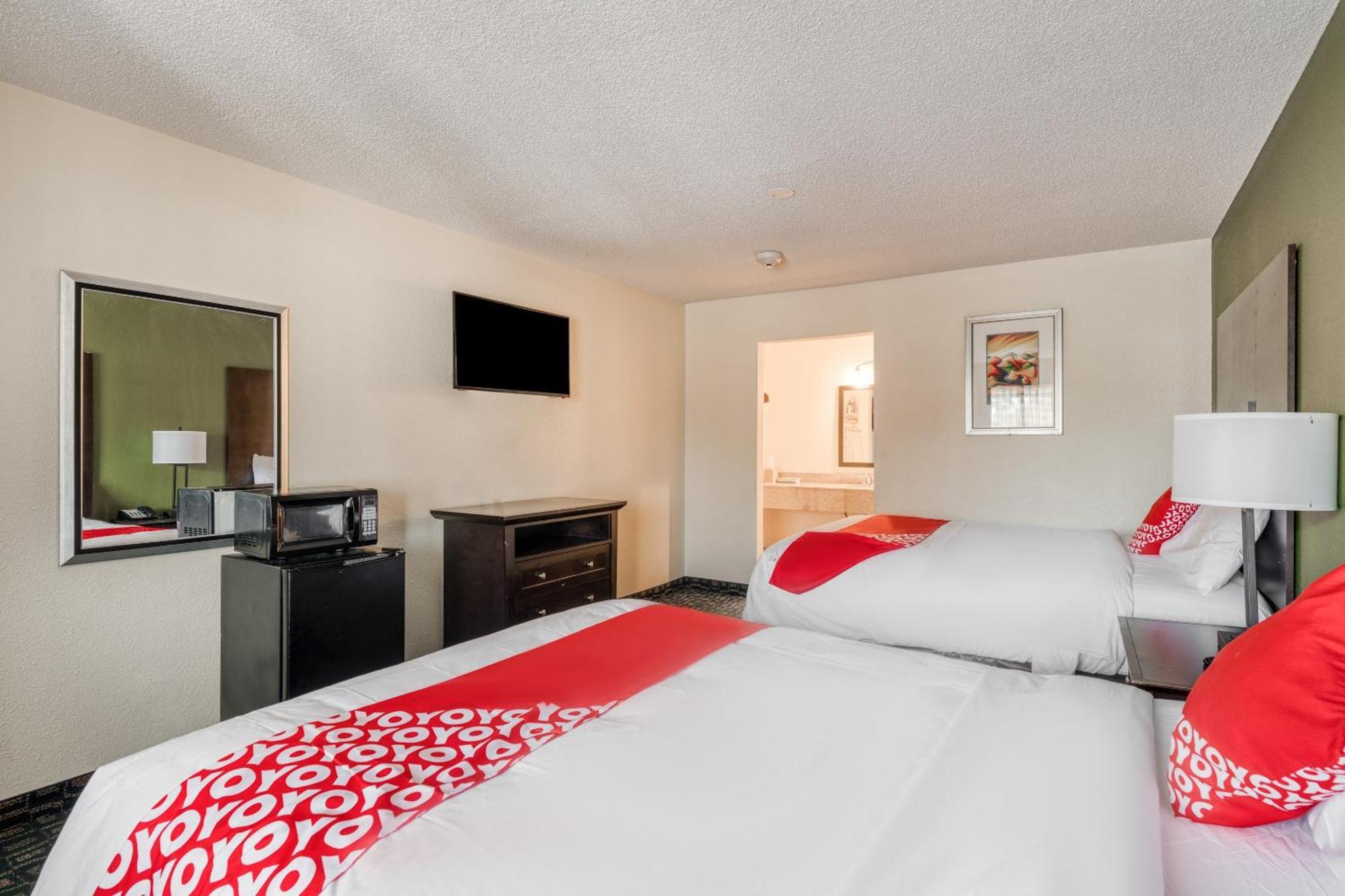 Oyo Hotel Rosenberg Tx I-69 מראה חיצוני תמונה